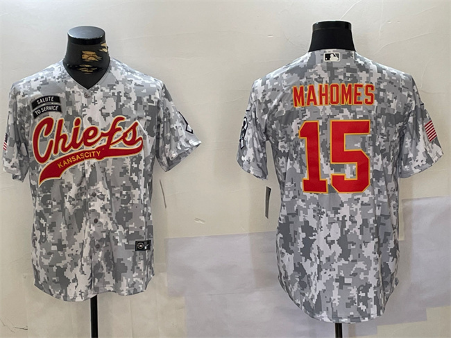 Men's Kansas City Chiefs #15 Patrick Mahomes 2024 Arctic Camo Salute To Service Stitched Baseball Jersey