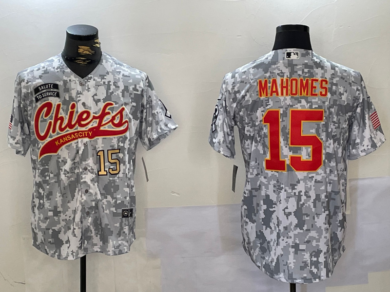 Men's Kansas City Chiefs #15 Patrick Mahomes 2024 Arctic Camo Salute To Service Stitched Baseball Jerseys